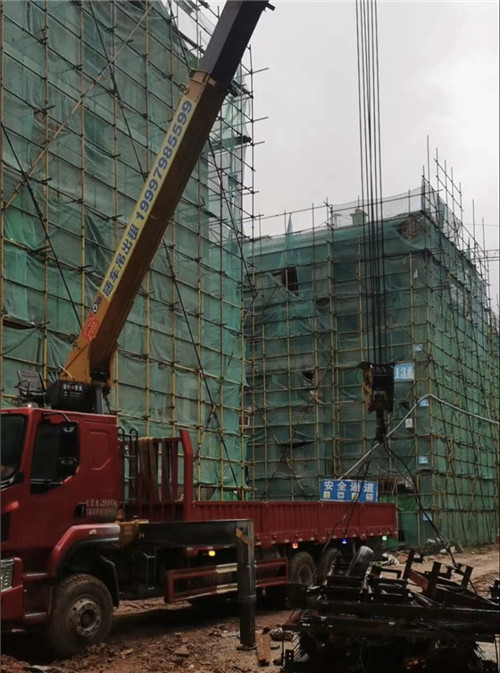 宜兴市“慢工细活”—— 吊车的 “微动控制” 技术